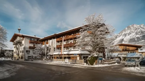 Hotel Hochfilzer Hotels in Ellmau
