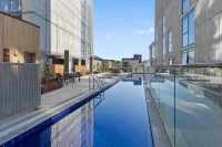 Melbourne City Apartment Hotel - piscina