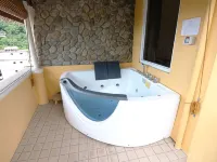 Mermaid Resort and Dive Center - Hot Tub