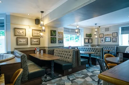 Fox Inn Отели в г. Гисборо