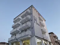 Hotel Kim Hotels in Marebello