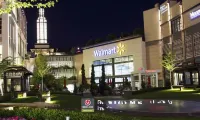 Red Lion Inn and Suites Victoria Hotels in Saanich