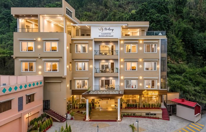 Sterling Kastoori Rudraprayag