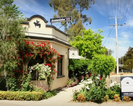 CocknBull Boutique Hotel Echuca Hotels in Echuca