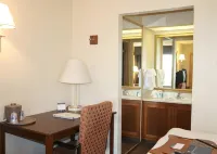 Quality Inn & Suites Searcy I-67
