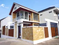 Midtown Villa Jogja Hotels in Banyuraden