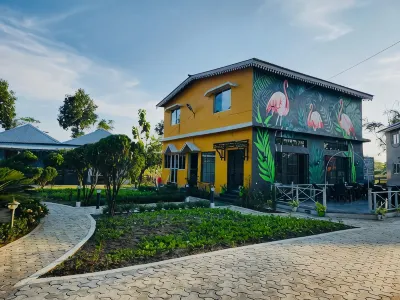 Kadambini Hotels near Murti river