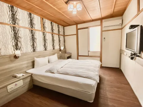 W L Fun House Hotel (Hsinchu)