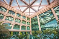 Mövenpick Grand Al Bustan Dubai