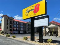 Super 8 by Wyndham Pigeon Forge Downtown Hotels in Pigeon Forge