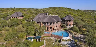 Eagle Tented Lodge & Spa Hotel a