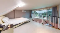 Boeryeong Rainbow Oceanview Pension