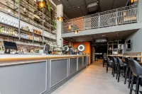 The Londoner - bar