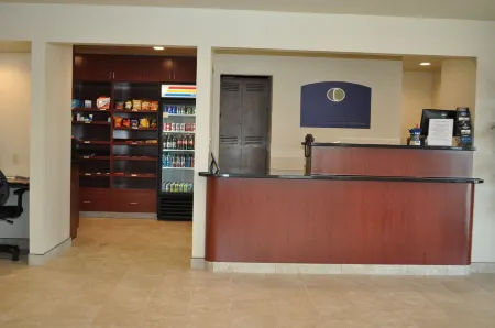 Boarders Inn & Suites by Cobblestone Hotels - Broken Bow