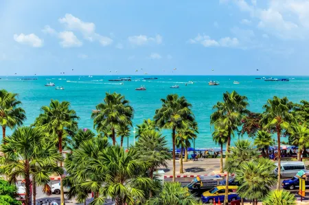 Blackwoods Hotel Pattaya