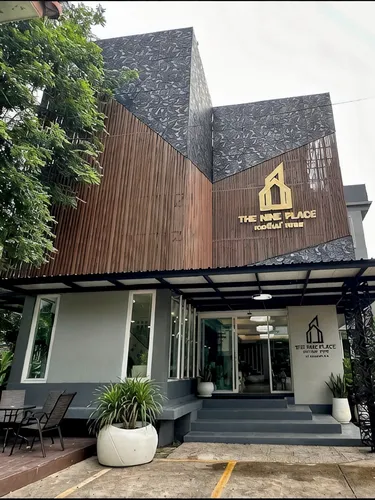 รูปภาพของThe Nine Place แจ้งสนิท