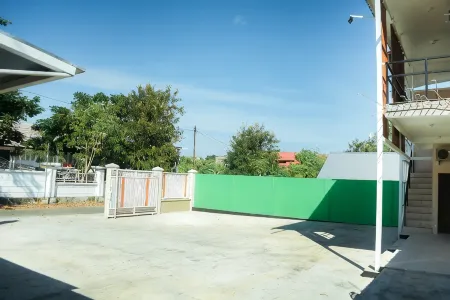 Puri 88 Star Kupang Отели в г. Купанг