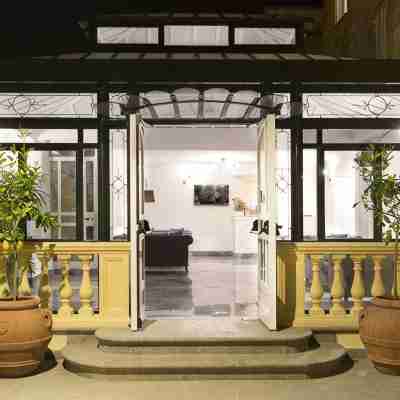 Hotel Crawford Hotel Exterior