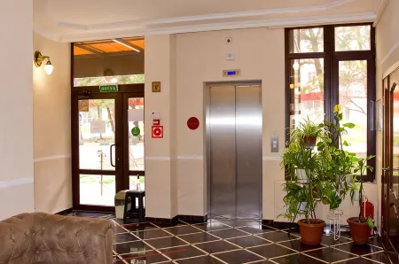 Отель Плаза