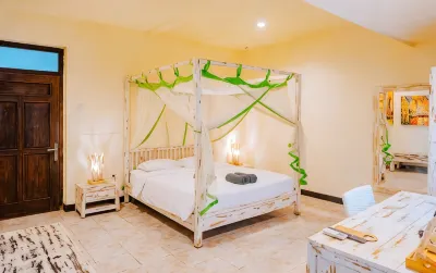 Tigalima Homestay Hotels in Klitren