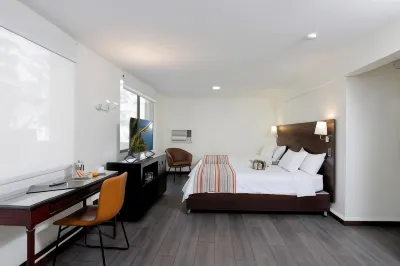 MR Express (ex Hotel Neruda Express) Hotels near Las Condes Municipal Theatre