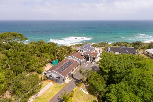 Beachcomber Bay Guest House in South Africa Hotels in Margate