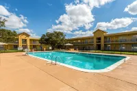 Quality Inn Clemson Near University - Kæledyr tilladt