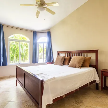Accessible Ocean Village 2 br family house