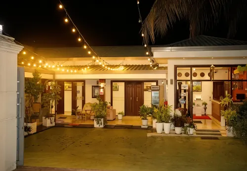 Diva Villa Airport Transit Hotel