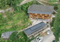 Longsheng Yunzhongsu Inn