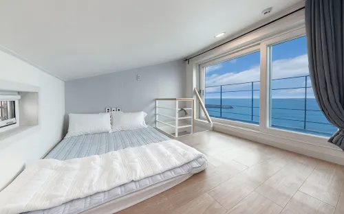 Yeongdeok Samsaria Chim Pension (Ocean View) - 4-Star