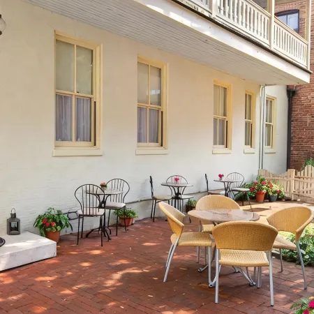 Rachael's Inner Harbor Boutique Inn