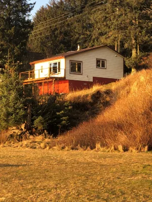 Drop Anchor Inn Kodiak, uniquely furnished for the discerning guest.