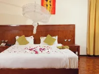 Gezahegn and Elfinesh Hotels in Sidama