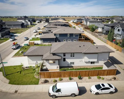 Quiet Executive 2-Bed, 2-Bath Upper Suite | Private Entry | Ideal Longer Stays