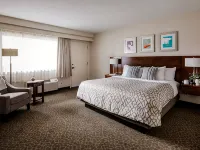 The Crimson Jasper Hotels in Jasper