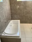 Captains Cove 1st Floor Spa Luxury Apartments - Free Netflix - 民宿