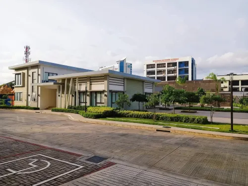 CENTRO SPATIAL DAVAO CONDO - ที่มีฟิตเนส