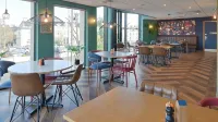 Travelodge Ashford Town Centre - فطور