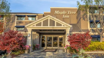 Maple Tree Inn Hoteles en 