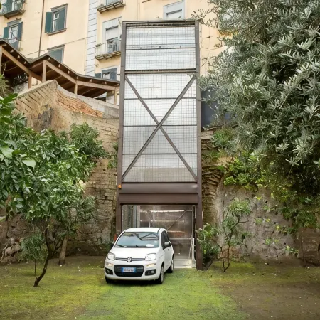 Palazzo Sant'Antonio Отели рядом с достопримечательностью «Крепость Сант-Эльмо»