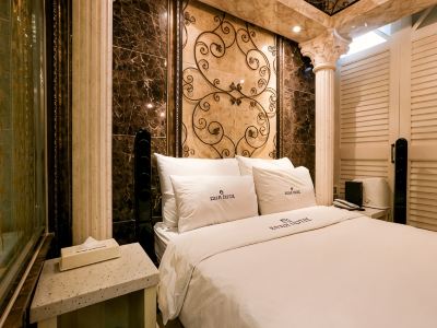 Anyang Koam Tourist Hotel