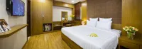 Paradise Saigon Boutique Hotel & Spa - Rooftop Pools