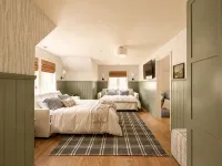 Luxury Golf Suncadia Retreat- Hot Tub + Sleeps 20 - 5-Star