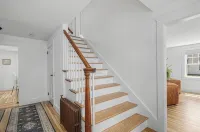 Walk to the Beach - Serene Coastal Country Cottage