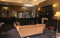 Bunchrew House Hotel - bar