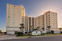 Salty Sands-Cozy 2-bedroom condo with WiFi, fitness room, directly on the beach! - 4つ星