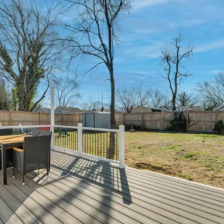 Family/Group Retreat Near USNA stadium & Downtown Annapolis; Private yard