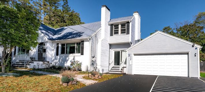 Luxury New Haven Retreat • Private Pool, Gym, Cinema • Near Yale & Beaches Hotels in New Haven