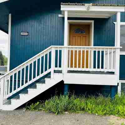 Last frontier Rental Family #3 Hotel Exterior